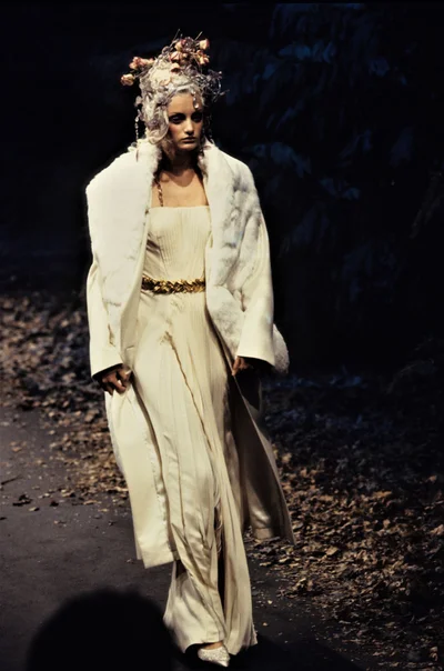 Look 9